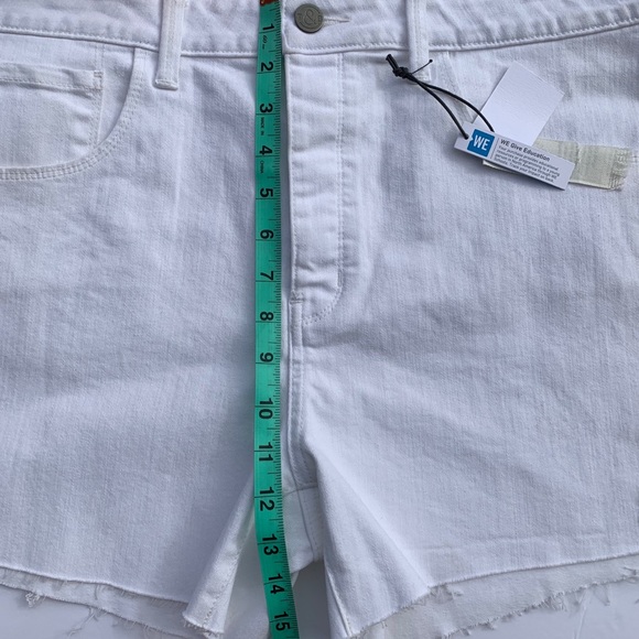 Treasure and Bond white shorts size 32 🍂 - Picture 3 of 3